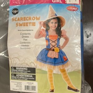 Scarecrow costume. Halloween. Dress up. 4-6